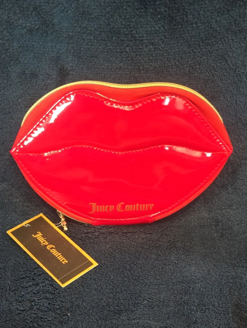 JUICY COUTURE Red Patent Lip-Shaped Jewelery Zip Pouch with Gold Accents